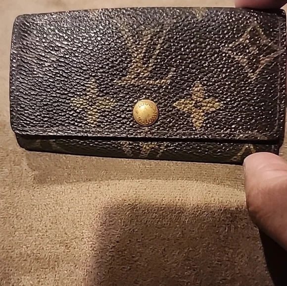 Louis Vuitton Blue, Yellow, and Brown Wallet Set - Picture 10 of 14